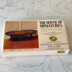 The House of Miniatures Kit # 40045 Chippendale Dining Table NIB
